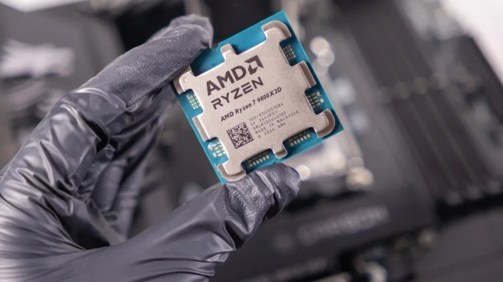 HSBC повысил инвестиционный рейтинг акций AMD до нейтрального / Фото: aileenchik/Shutterstock.com