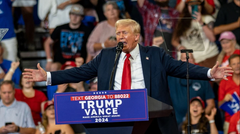 Суд отменил торговые пошлины Дональда Трампа и запретил вводить их вновь / Фото: Phil Mistry / Shutterstock.com