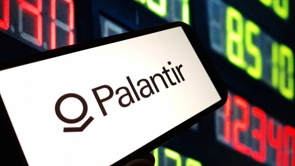 В 2024 году рыночная стоимость Palantir взлетела на 340% / Фото: Piotr Swat/Shutterstock.com