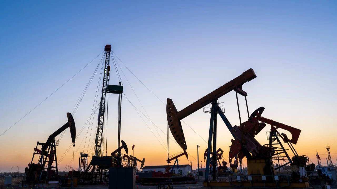 Top stories for the morning: Israel attacked Iran, gold and oil soared, US futures are in negative territory