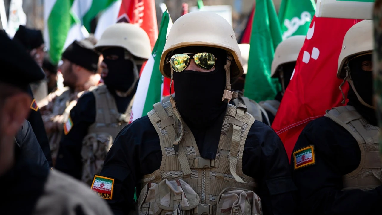 Ирано-Израильский конфликт приведет к снижению акций лишь на 5-7%, считает Morgan Stanley / Фото: saeediex / Shutterstock.com