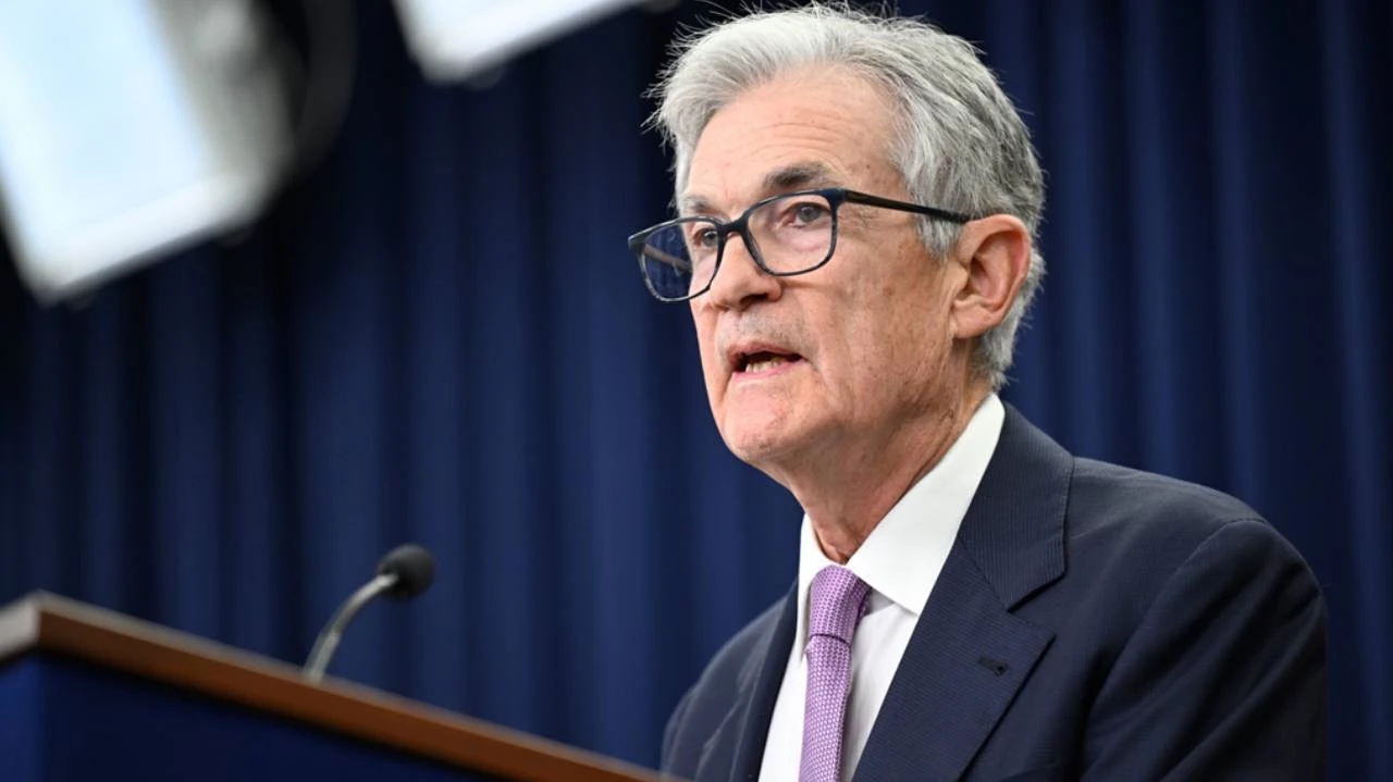 По итогам заседания 17-18 июня ФРС сохранила ставку в диапазоне 4,25-4,5% / Фото: X / Federal Reserve