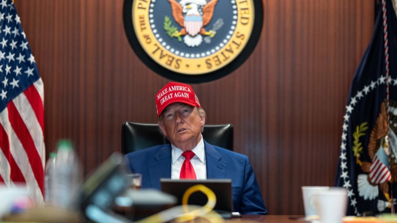 Президент США Дональд Трамп в ночь на 22 июня объявил о том, что США атаковали три ядерных объекта Ирана. Фото: The White House / x