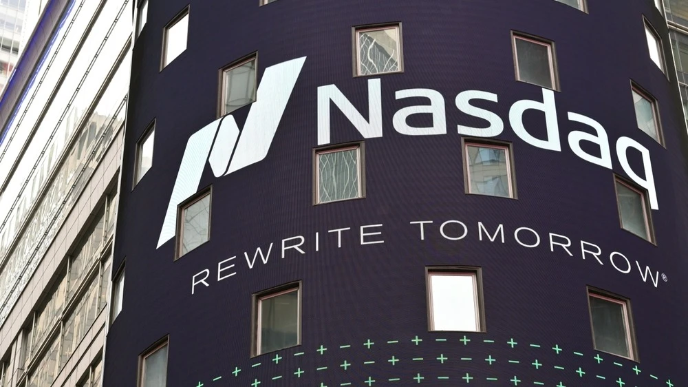 Коллектор Jefferson Capital разместил акции на Nasdaq по нижней границе целевого диапазона $15-17/ Фото: astudio/Shutterstock.com