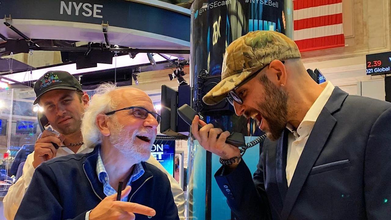 Геополитика и Дональд Трамп переписали сценарии на 2025 год для Уолл-стрит / Фото: X/NYSE