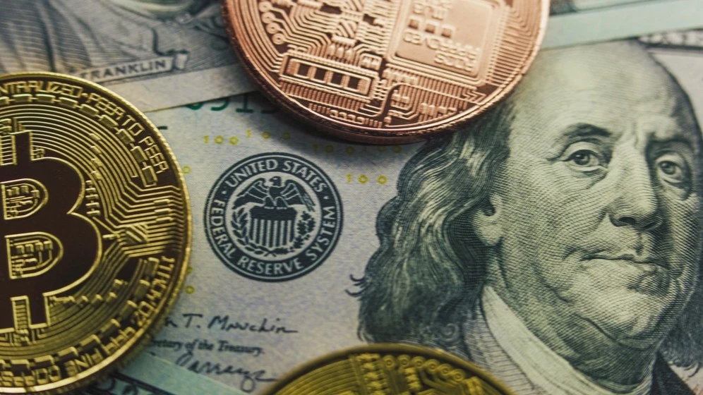 Bitcoin price stands still for 50 days. Why do whales bet on its growth to $130,000?