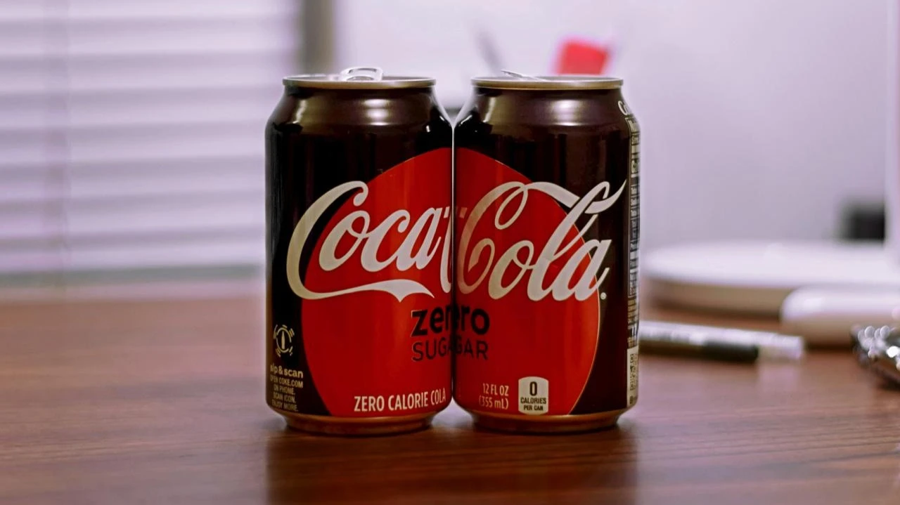 Продажи Coca-Cola Zero Sugar во втором квартале увеличились на 14% в годовом выражении / Фото: Unsplash/Chenyu Guan
