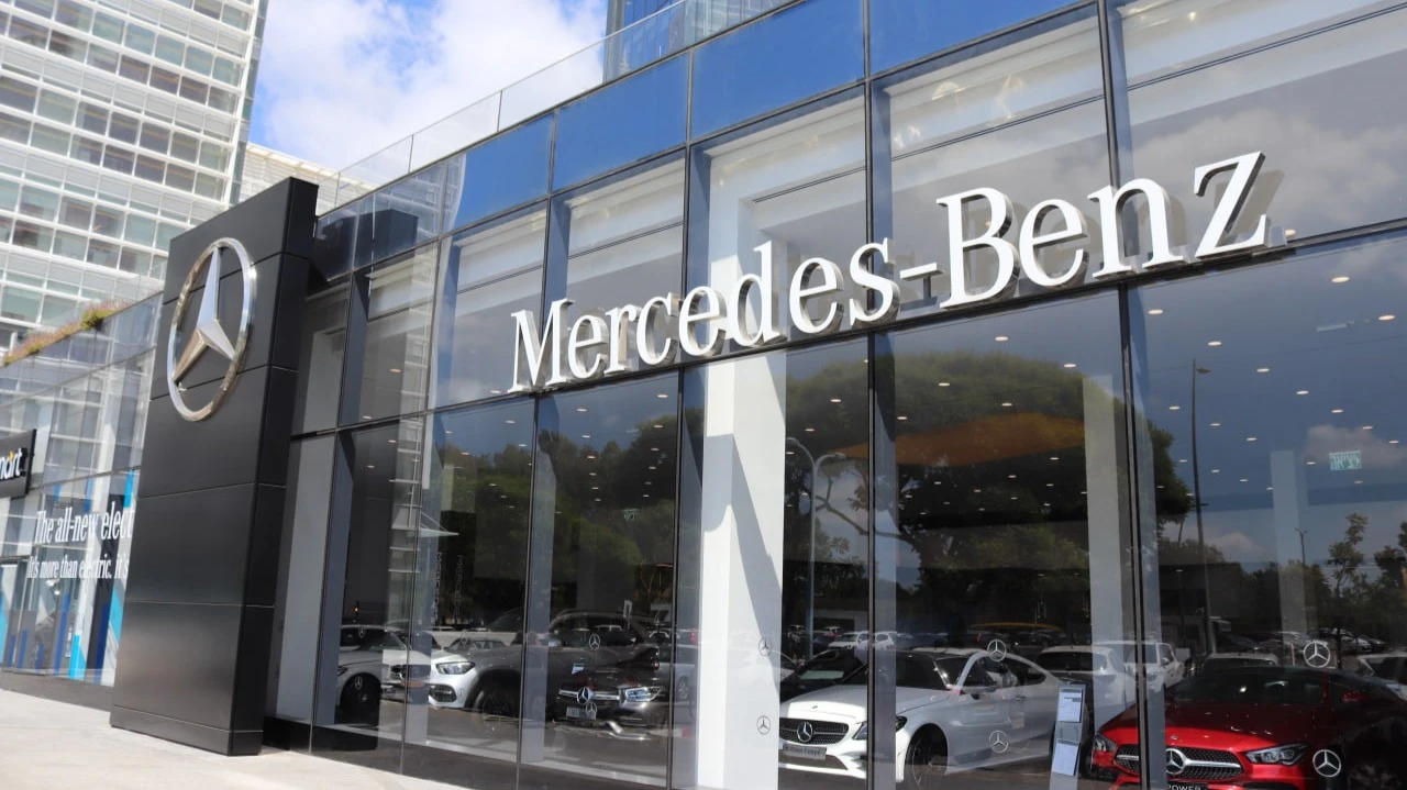 EU-U.S. deal will bring 4 billion euros to auto giants. Whats in store for Europes car industry in the US?