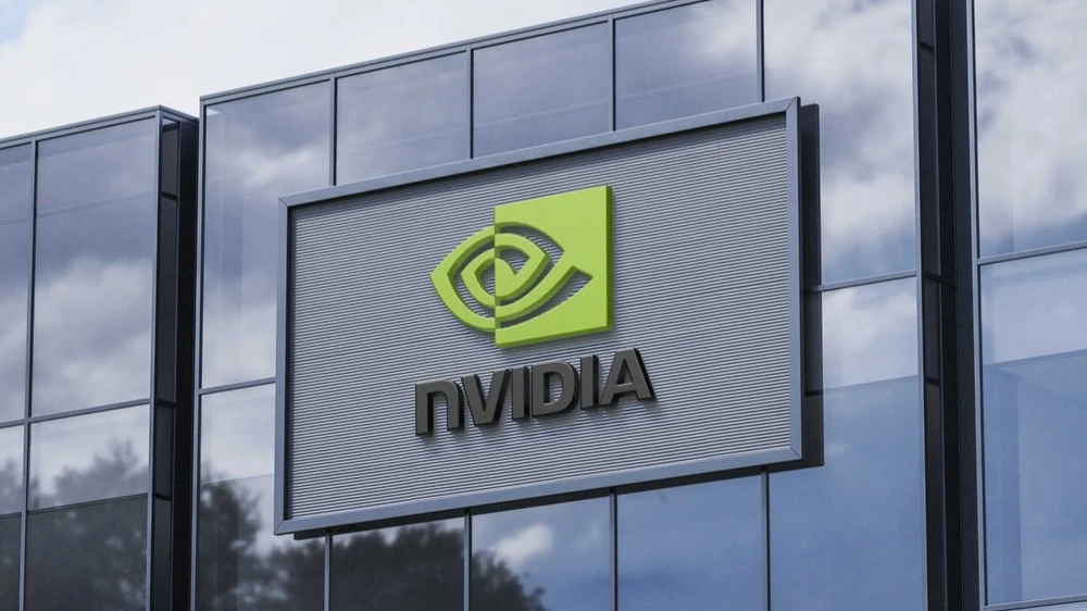 Nvidia активизирует выпуск чипов H20 из-за сильного спроса со стороны Китая / Фото: Stock all / Shutterstock.com
