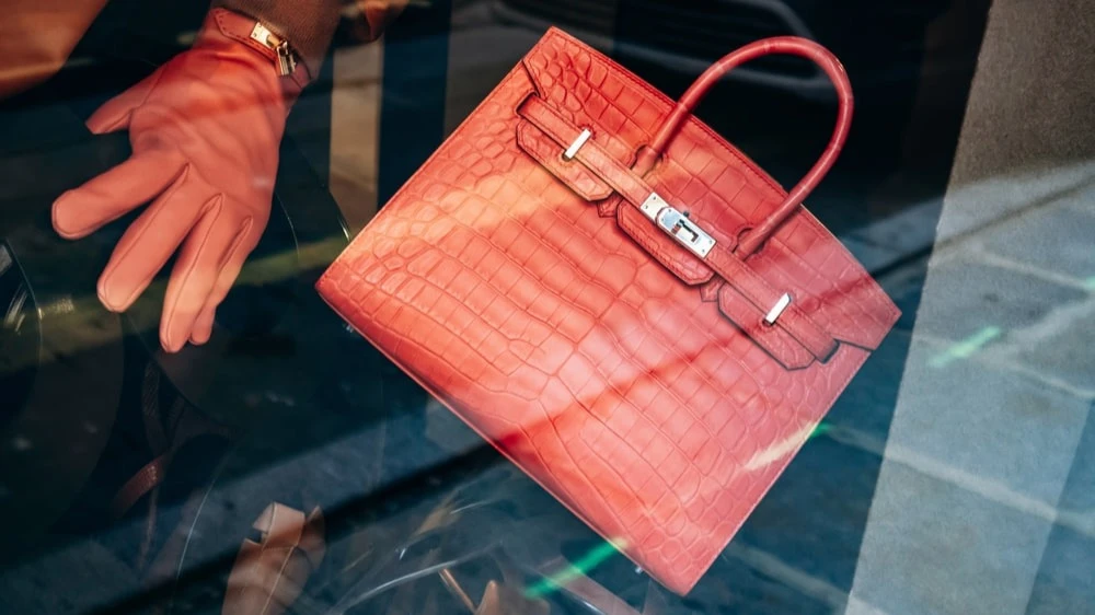 Hermès sales rise despite slump in luxury demand. Why did the stock fall after the report?