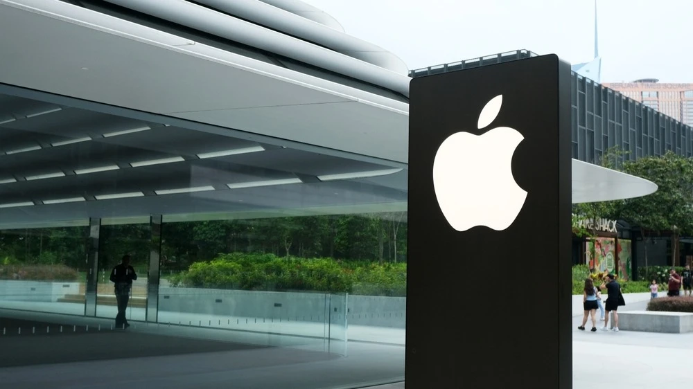 Apple проинвестирует $100 млрд в производство в США / Фото: slvn_an/Shutterstock.com