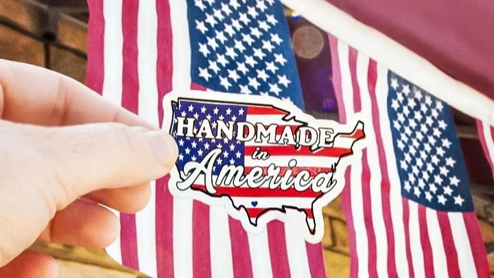 Инвесторы не оценили смену стратегии PQS Holdings, управляющего в том числе маркетплейсом для патриотов / Фото: Facebook/Officialpublicsq