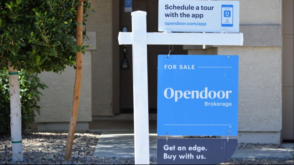 С начала июля акции агентства недвижимости Opendoor Technologies выросли более чем на 400% / Фото: Around the World Photos / Shutterstock.com