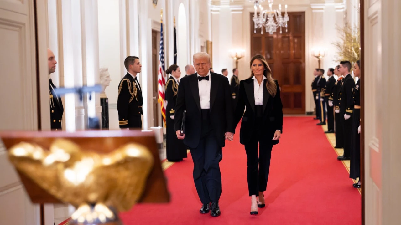 Дональд Трамп совершил почти 700 инвестиционных сделок на сумму свыше $100 млн после возвращения в Белый дом / Фото: X/ The White House