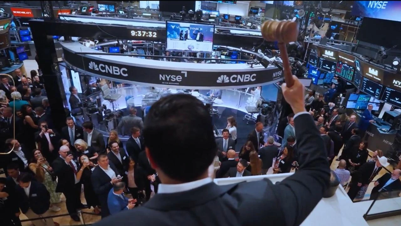 S&amp;P 500 posted its best gain since Ma, Dow has first record of the year: Powell inspired the market