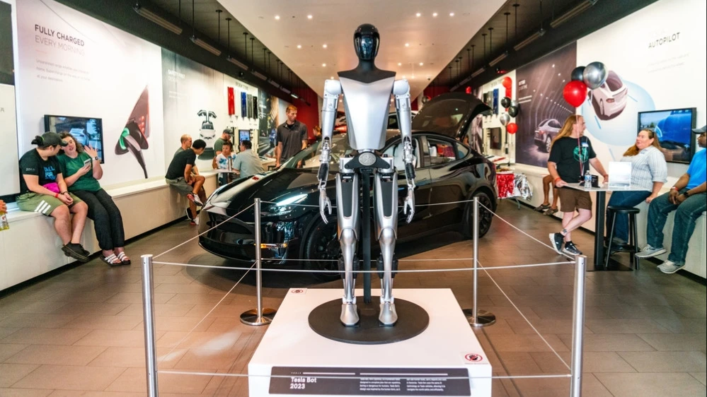 По оценке Morgan Stanley, к 2050 году роботы могут превзойти автопром по влиянию на экономику / Фото: Roschetzky Photography / Shutterstock.com