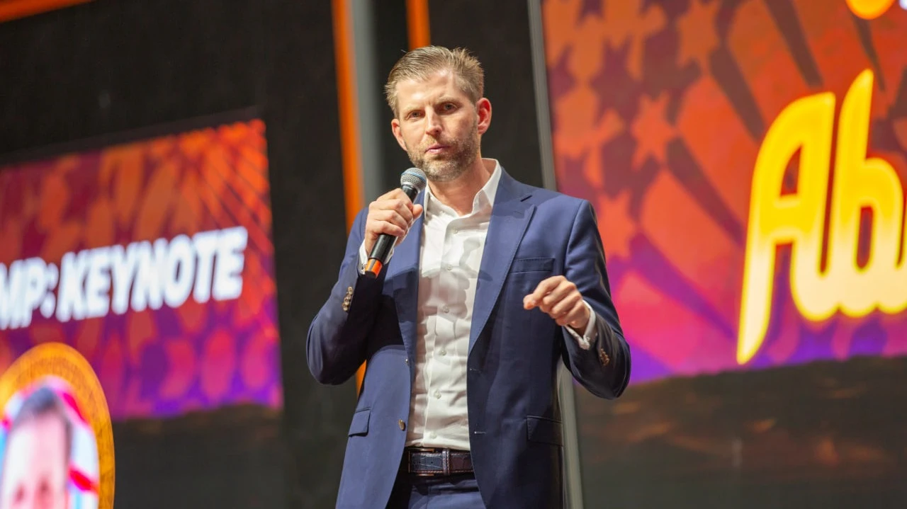 Состояние Эрика Трампа, второго сына президента, теперь составляет не менее $3,2 млрд / Фото: Tarek ibrahim / Shutterstock.com