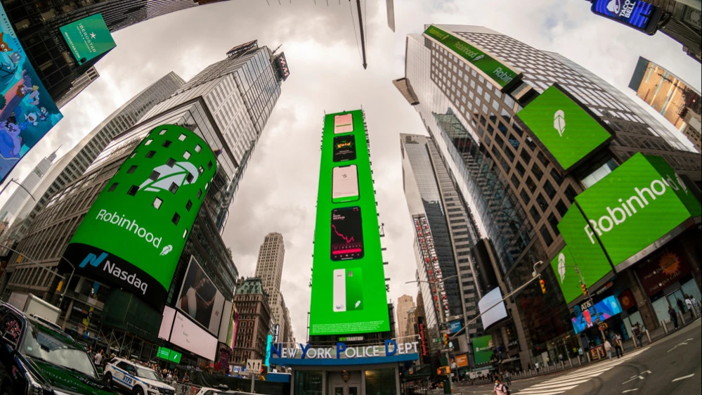 От первичного размещения до включения акций AppLovin и Robinhood в индекс S&P 500 прошло четыре года / Фото: rblfmr / Shutterstock.com