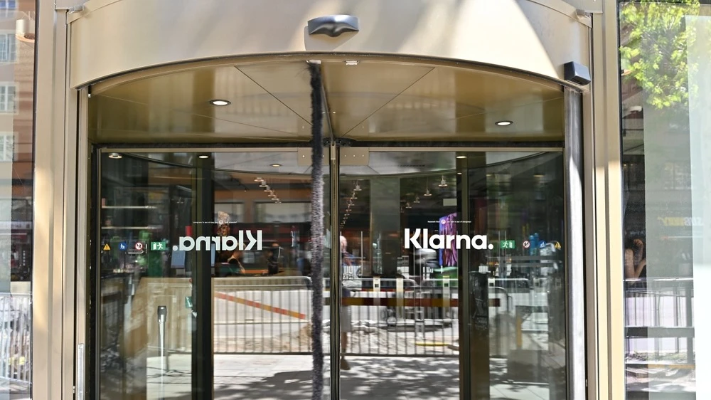 Аналитики с Уолл-стрит разошлись в рекомендациях насчет покупки акций Klarna после IPO / Фото: Mats Wiklund/Shutterstock.com