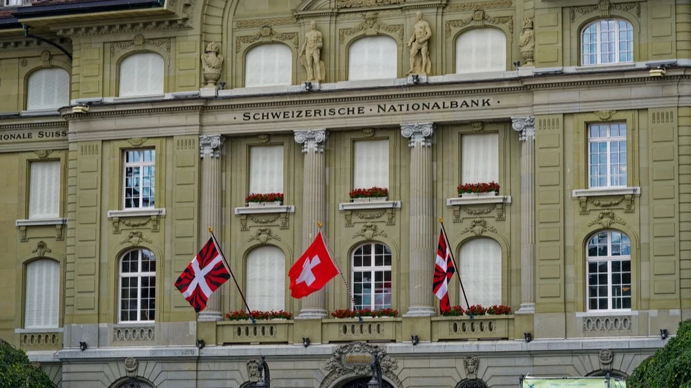 Switzerlands conservative Central Bank has become one of the biggest whales in US tech stocks