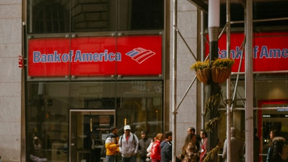 В августе 2025 года Russel 2000 на 6% обогнал S&P 500 в росте / Фото: Unsplash, Dmitry Kropachev