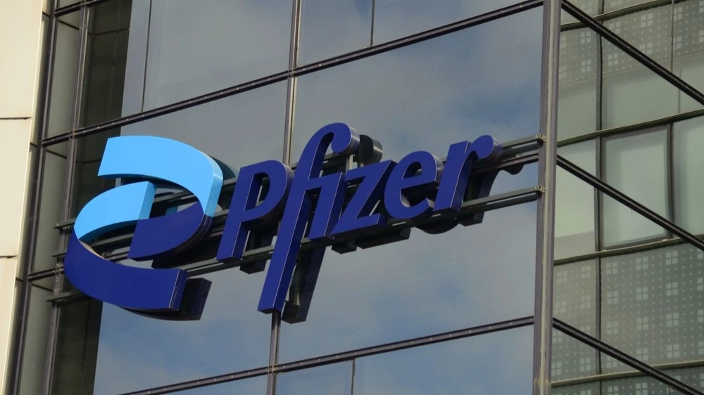 На торгах 30 сентября акции Pfizer подскочили более чем на 6% / Фото: ShU studio/Shutterstock.com