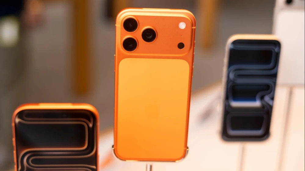 В оптимистичном сценарии Morgan Stanley бумаги производителя iPhone в следующем году могут подорожать до $376 / Фото: Ringo Chiu / Shutterstock.com