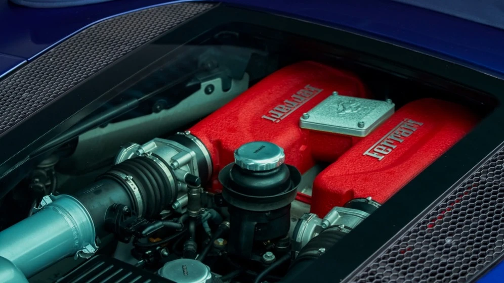 Ferrari raised its outlook for the year. Why did the stock collapse at the fastest pace in 9 years?