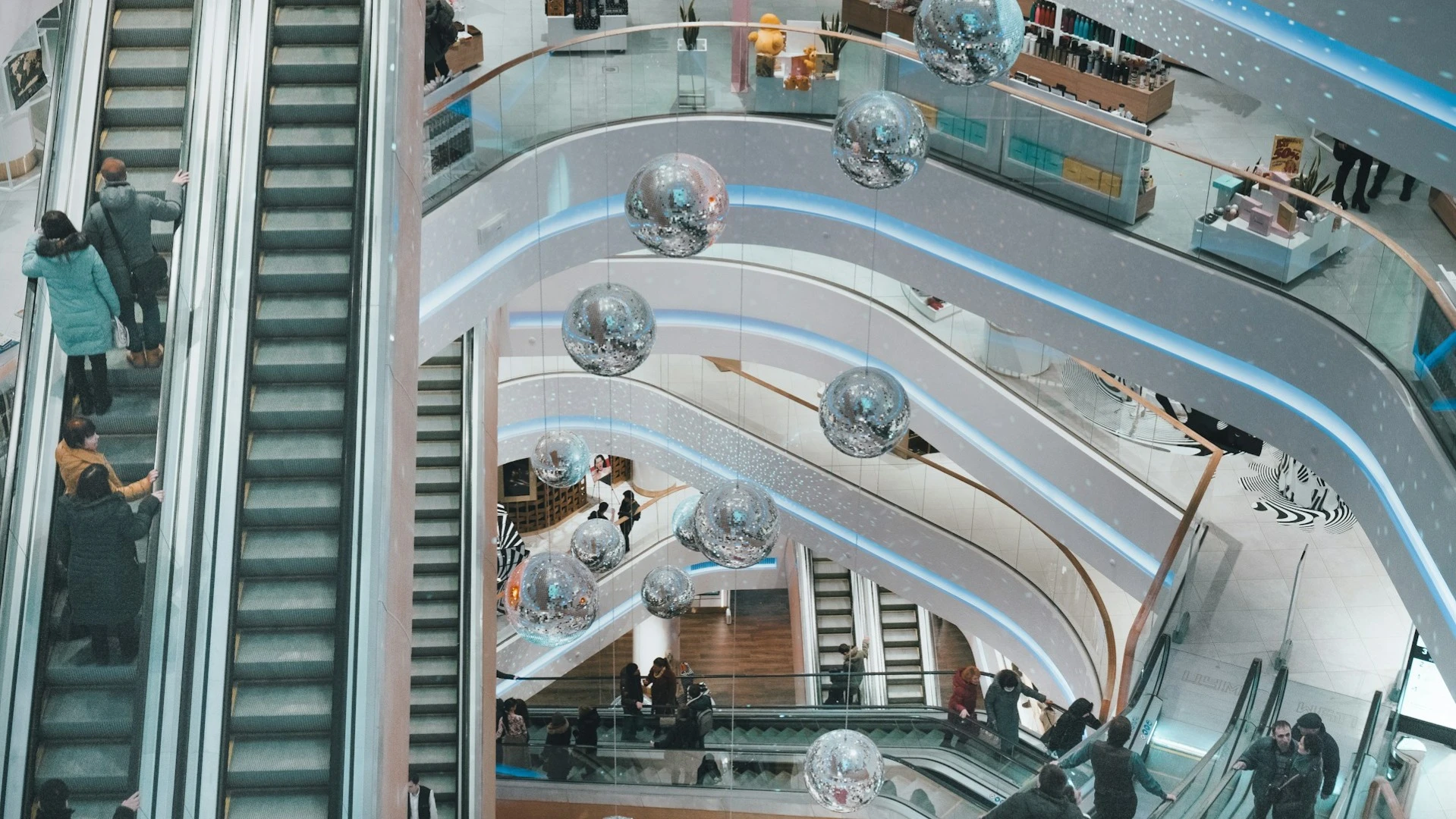 Ключевым макроэкономическим событием дня станет публикация индекса потребительских настроений от Мичиганского университета за октябрь / Фото: Unsplash/Viktor Bystrov