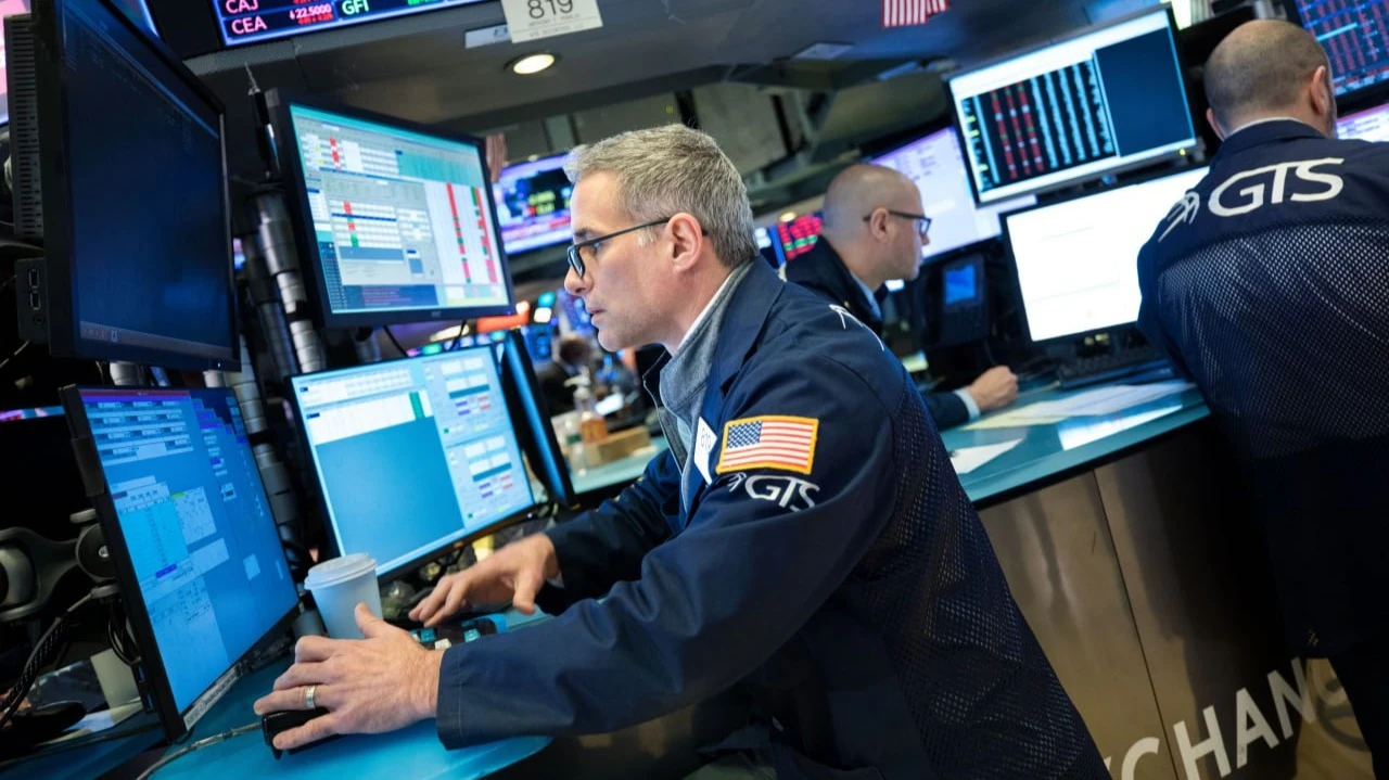 Розничные инвесторы в октябре показали самую большую активность с 2018 года / Фото: X/NYSE