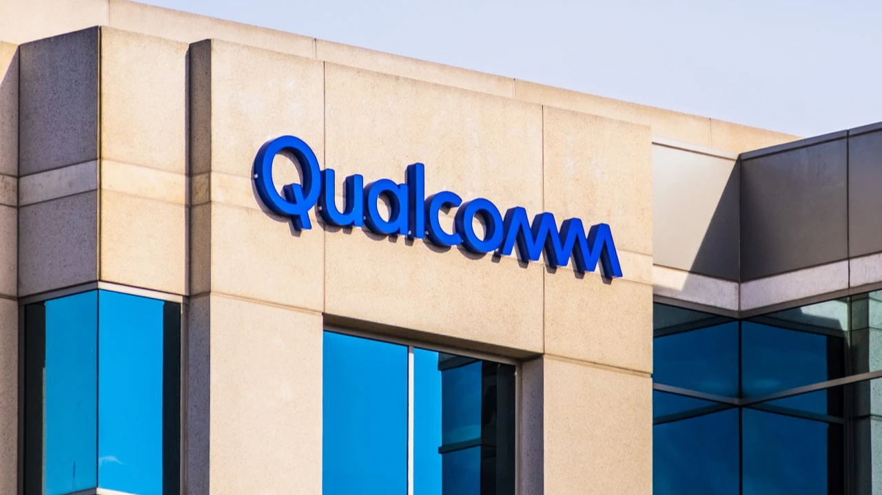 Акции Qualcomm падают на фоне антимонопольного расследования в Китае / Фото: Sundry Photography / Shutterstock.com
