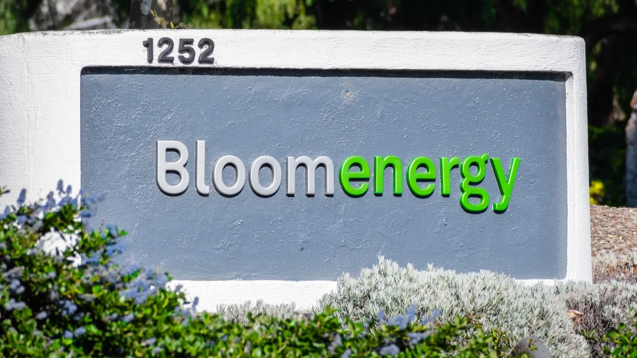 Shares of a small energy company soar a quarter after AI agreement