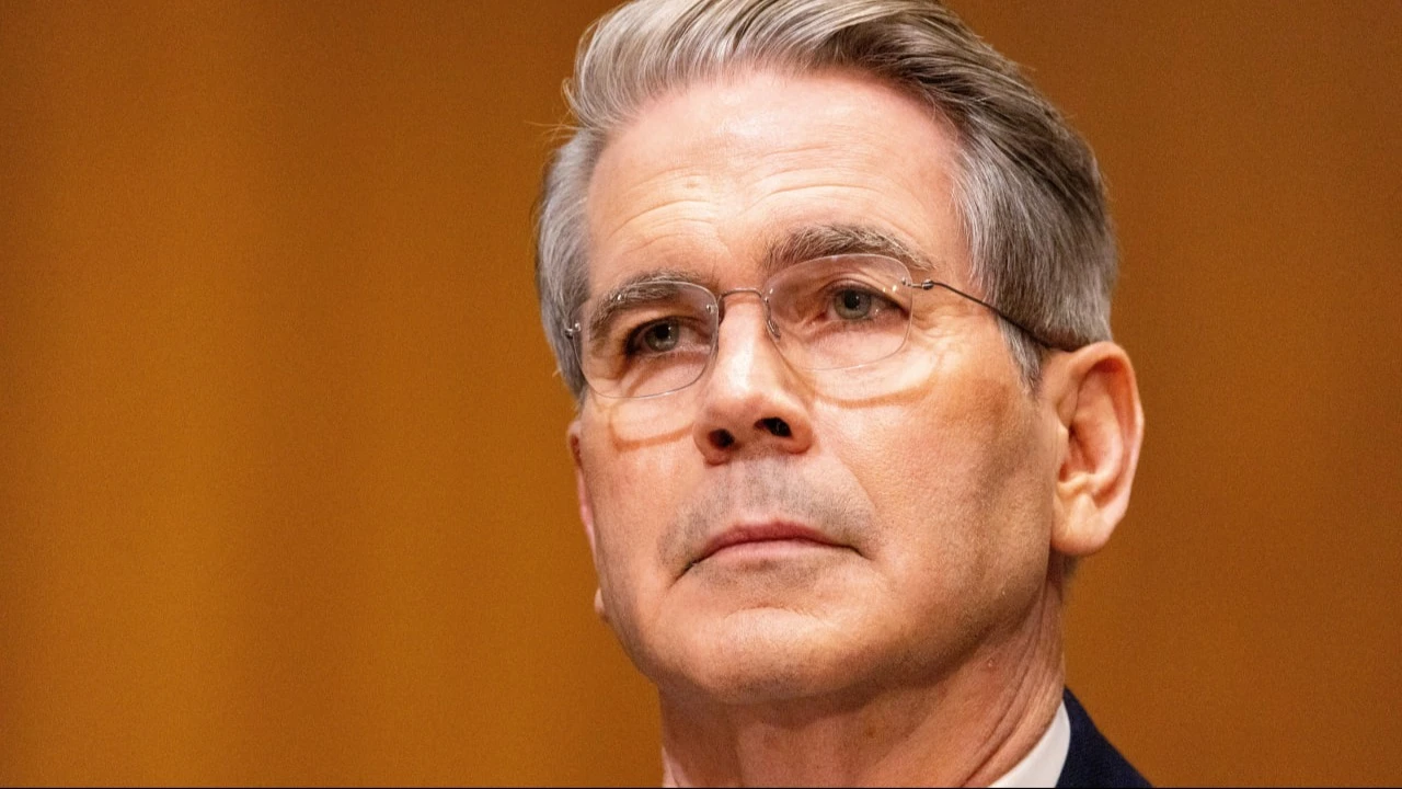 Волатильность на рынках не заставит США смягчить позицию по Китаю, заявил Скотт Бессент / Фото: Maxim Elramsisy / Shutterstock.com