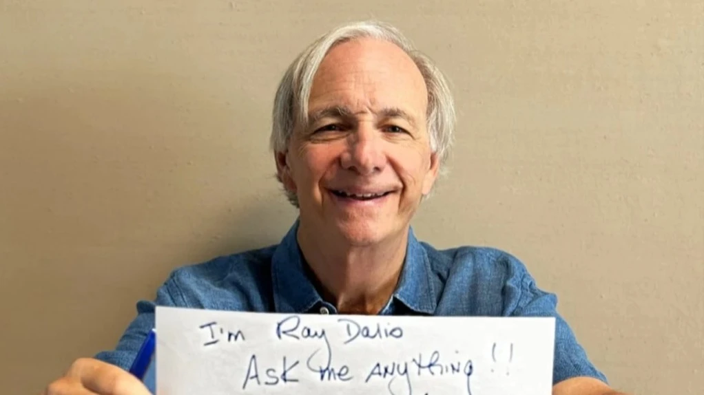 Инвестор Рэй Далио обучал своего цифрового двойника на материалах, созданных им за почти 40 лет / Фото: X/Ray Dalio