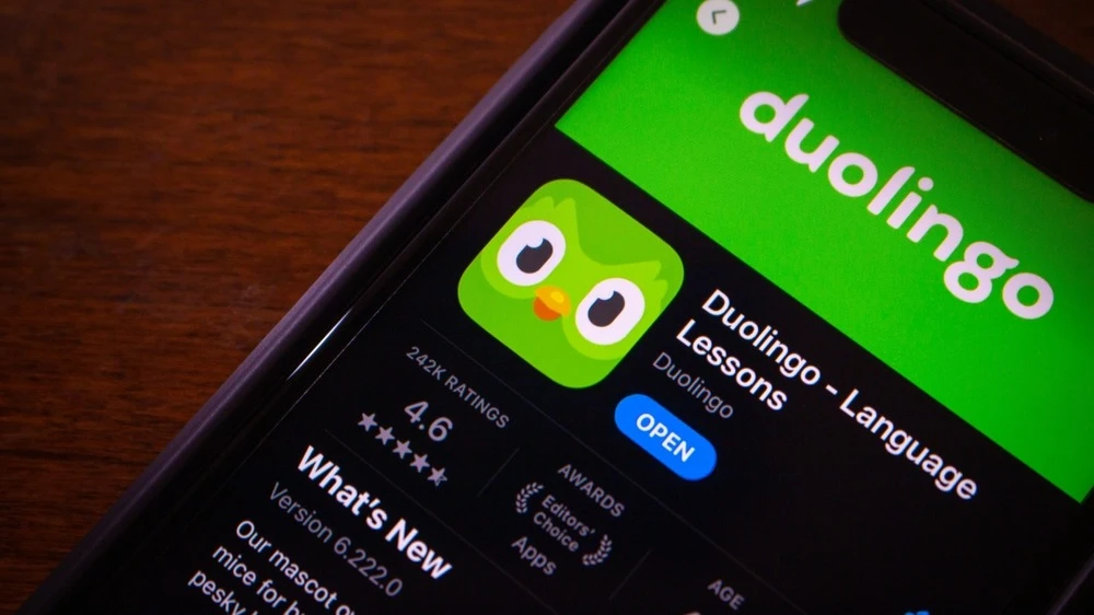 Акции Duolingo обвалились более чем на 27% / Фото: Koshiro K / Shutterstock.com