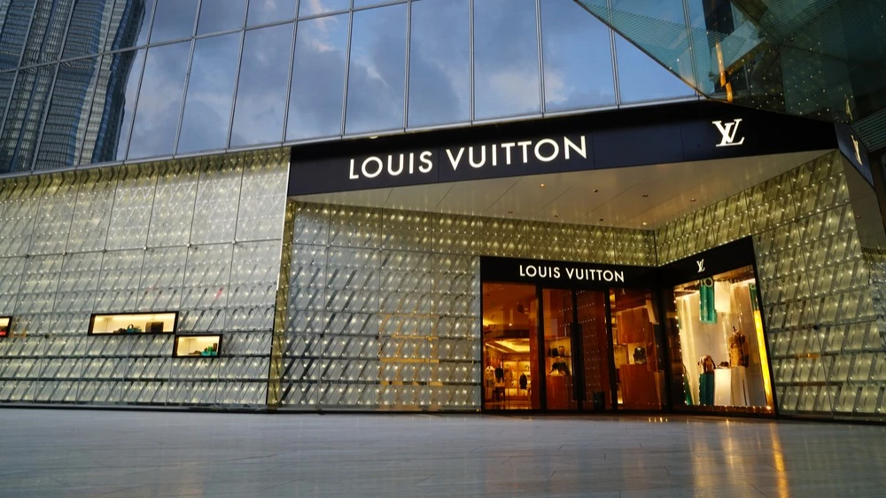 LVMH наращивает присутствие в Китае / Фото: August_0802 / Shutterstock.com