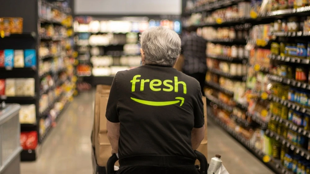 US indices fall due to sell-off in AI stocks and signs of a weakening labor market