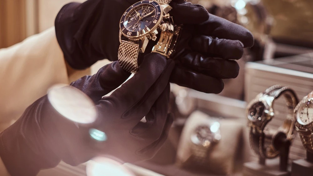 Рынок люкса после двух лет стагнации может вернуться к росту в 2026 году, прогнозируют в Bain & Co / Фото: FXQuadro/Shutterstock