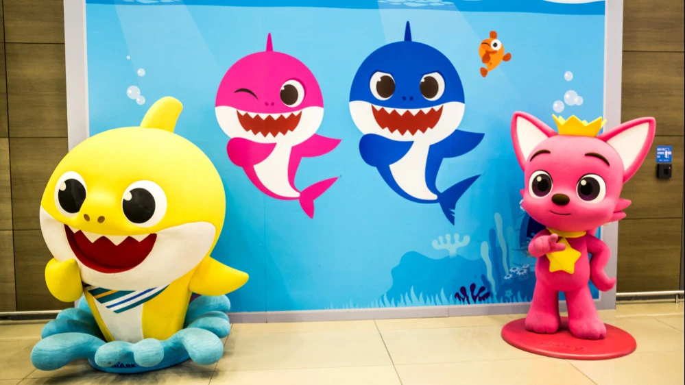 The Pinkfong Company стремится снизить зависимость от франшизы Baby Shark, патентуя других персонажей/ Фото: Shutterstock.com