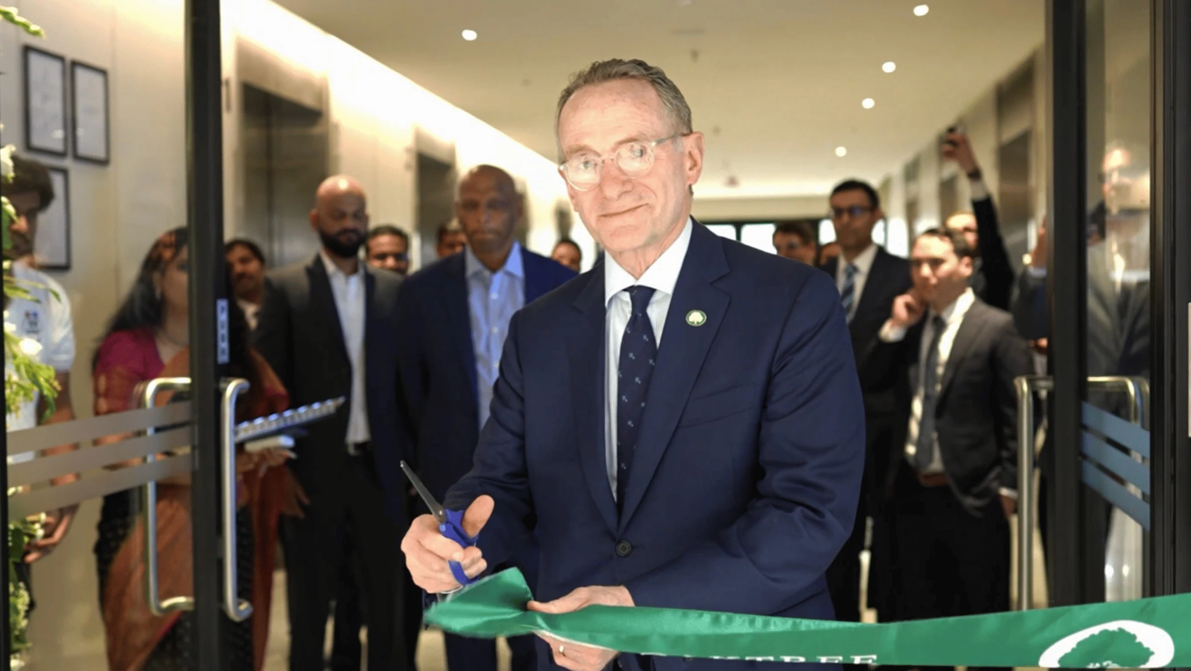 Temporary insanity: why does Howard Marks think theres no market bubble yet?