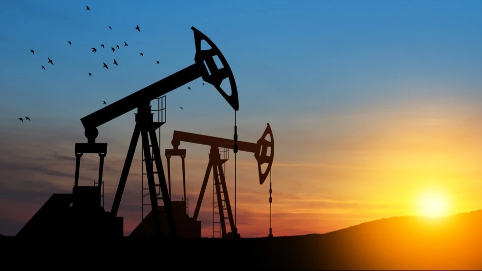 Цена на нефть марки Brent опускалась ниже $62 за баррель / Фото: Hamara/Shutterstock.com