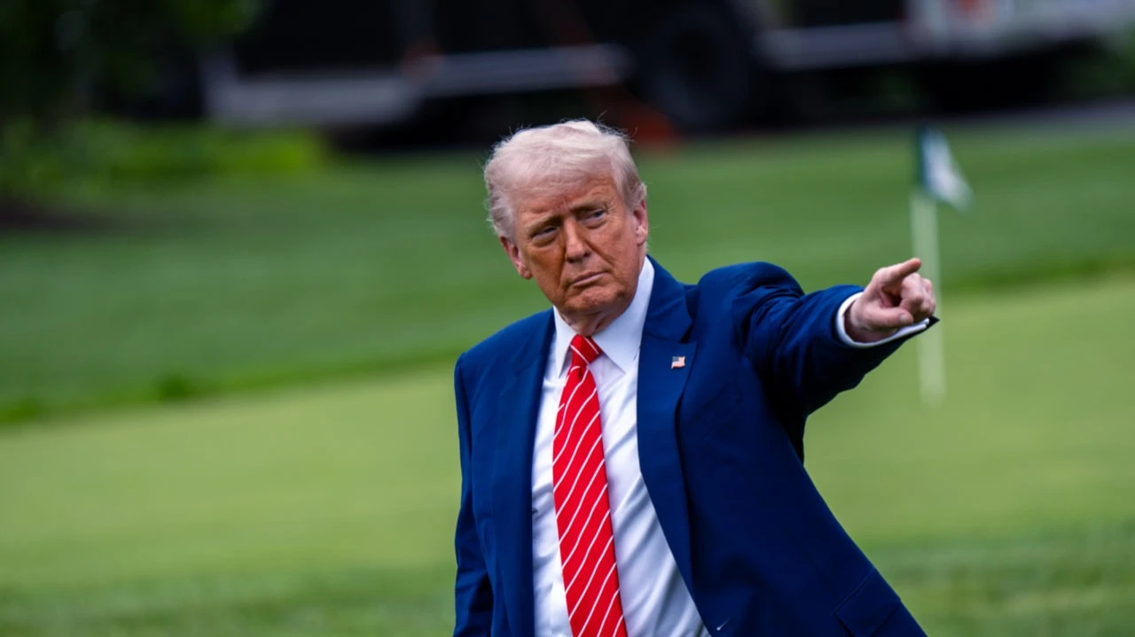 Трамп заявил, что выбрал нового главу ФРС США / Фото: Andrew Leyden / Shutterstock.com