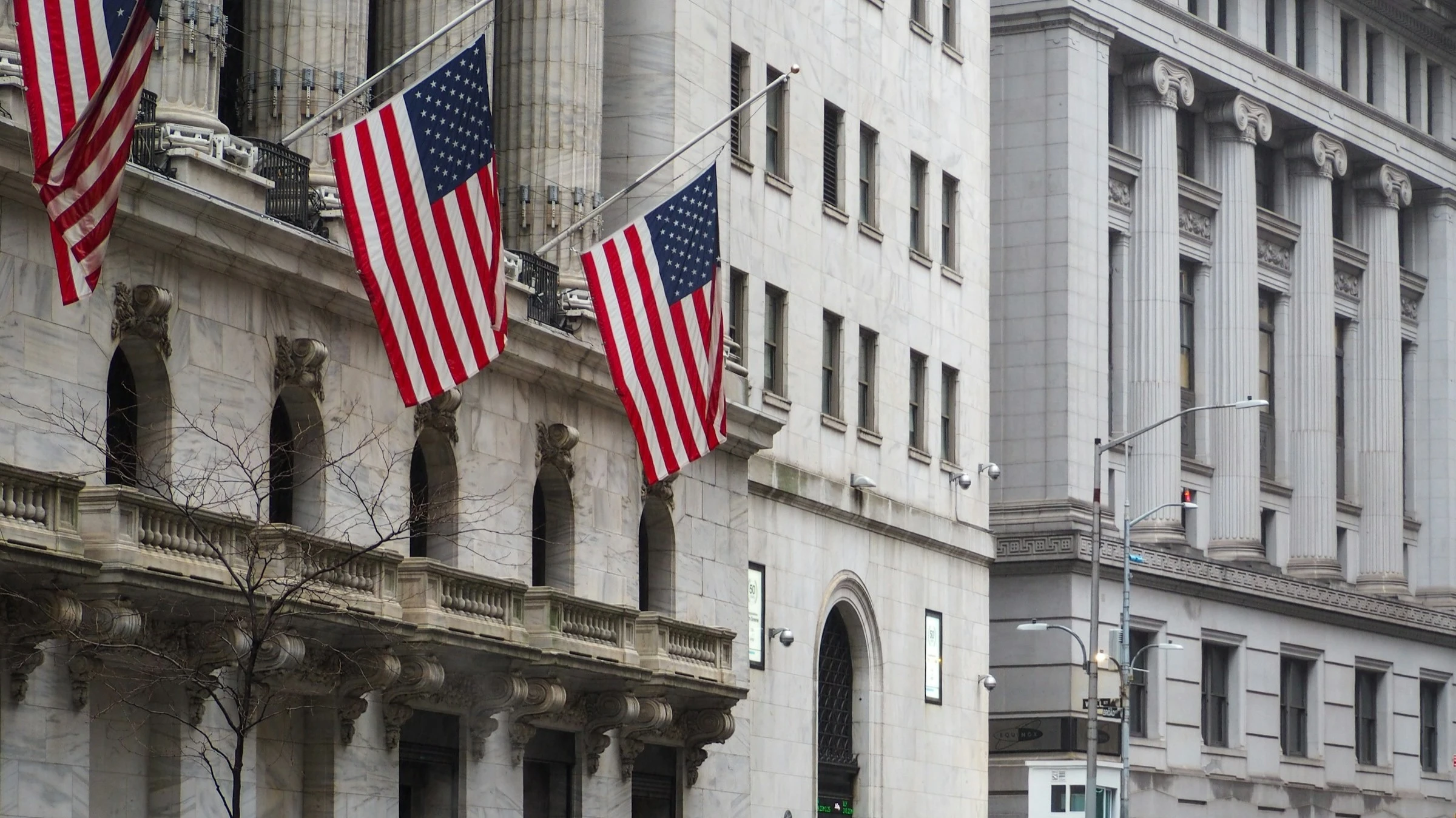 Главные индексы США снизились на первых полных торгах после Дня благодарения / Фото: Unsplash/David Jones