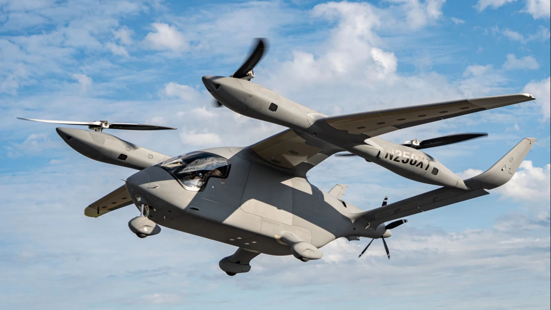 Разработчик мобильных электросамолетов уже получает выручку от своего бизнеса / Фото: Beta Technologies