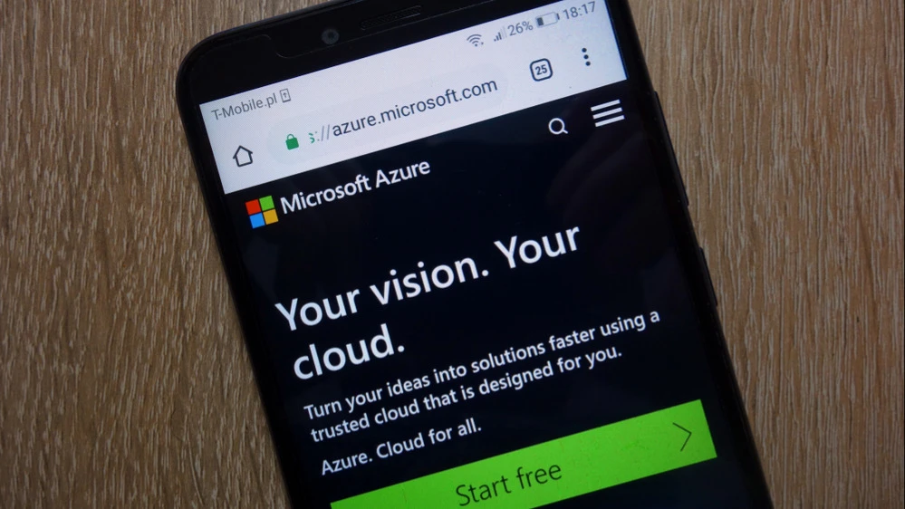 Microsoft снизил план продаж по ИИ-продуктам в облаке Azure, выяснил The Information. В компании это отрицают / Фото: Piotr Swat/ Shutterstock.com