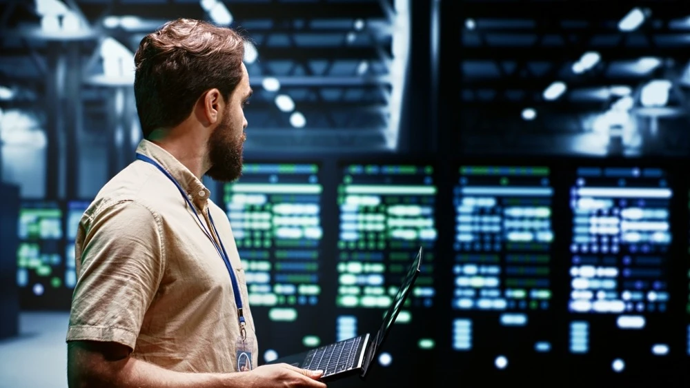 Highlights for this morning: Lululemon CEO departure, blockchain for Wall Street, Reddit vs. Australia