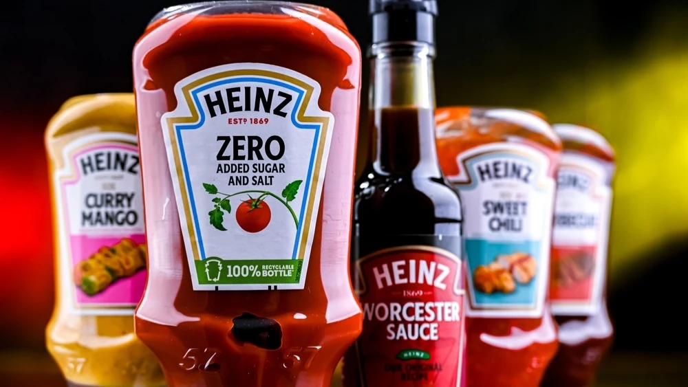Kraft Heinz has picked a new CEO ahead of a business split. What about the stock?