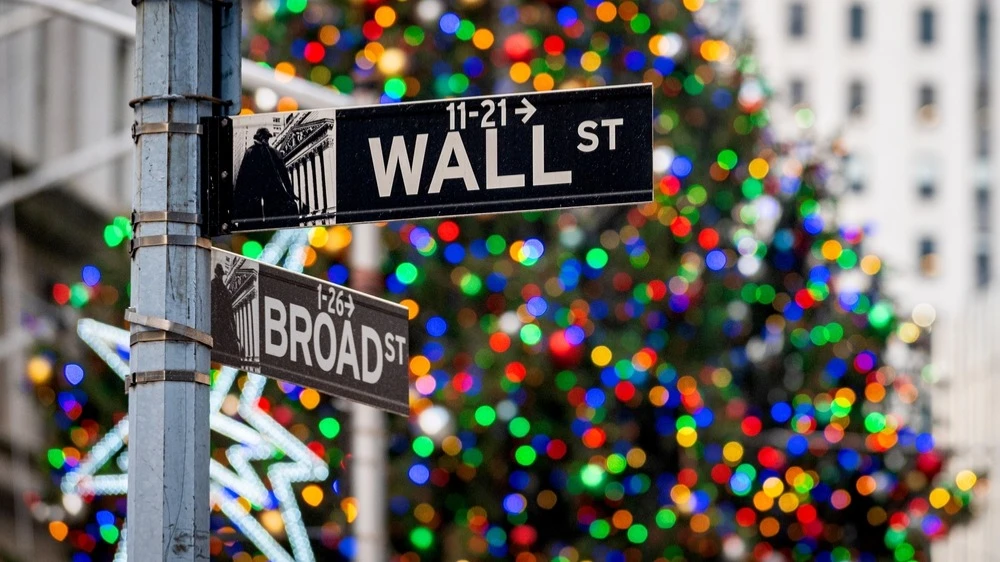 Стратеги с Уолл-стрит предпочитают давать осторожные предновогодние прогнозы, которые редко сбываются / Фото: Shutterstock.com