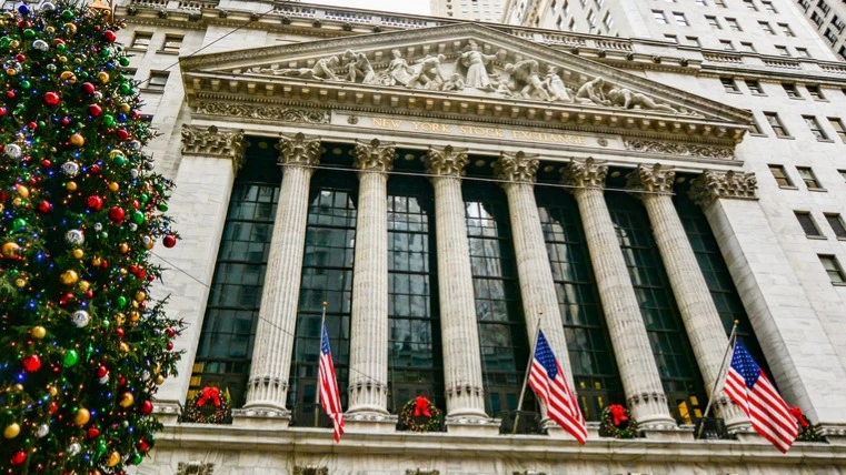 Биржи в США на этой неделе будут работать лишь 3,5 дня в связи с празднованием Рождества / Фото: Shutterstock.com