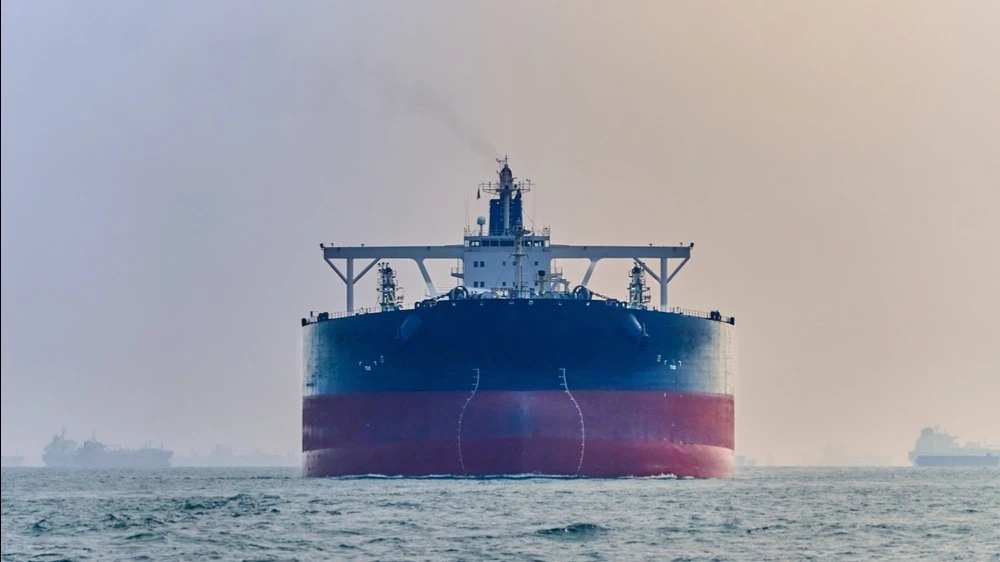 Oil rises on reports of US pursuit of third oil tanker from Venezuela